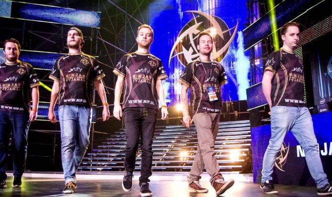 布克新赛季将出任太阳全职控卫 上赛季场均7.1次助攻创生涯新高