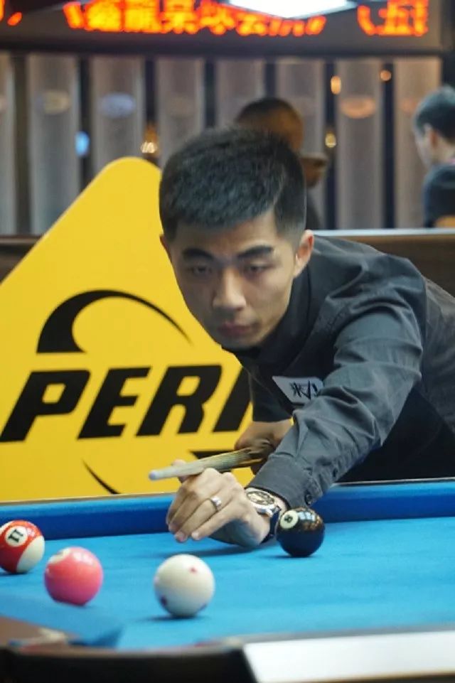 意犯规的球 意犯规的球